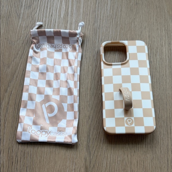 Loopy Phone Case Sand Dollar Checkered - iPhone 16 pro max - Picture 2 of 3